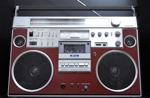 Hitachi TRK-8600RM Perdisco | The Boombox Wiki