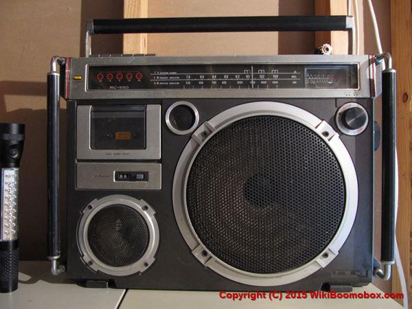 Victor RC-550 Boombox